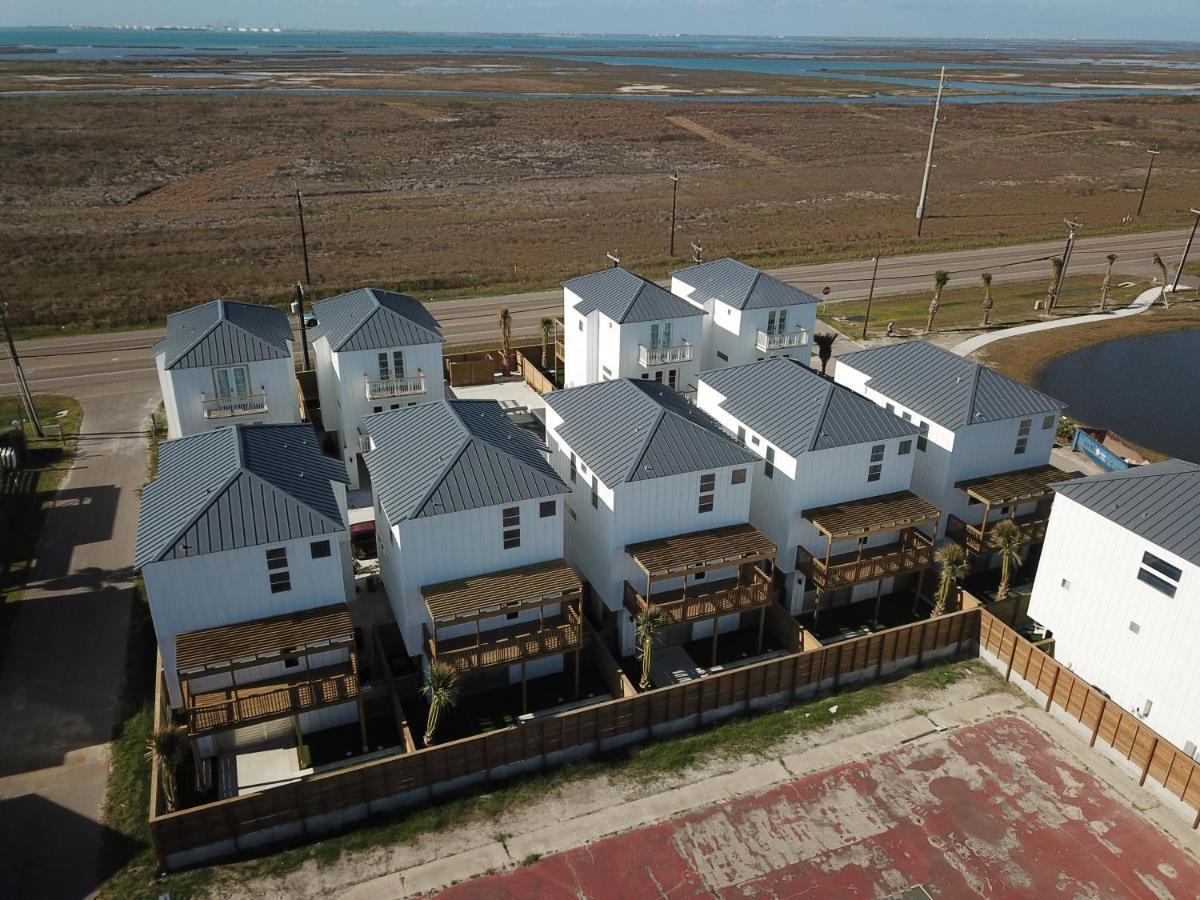 Southern Cross In Dorado Dunes Newly Built Home, Walk To Beach, Private Pool, Golf Cart Entire Stay Port Aransas Ngoại thất bức ảnh